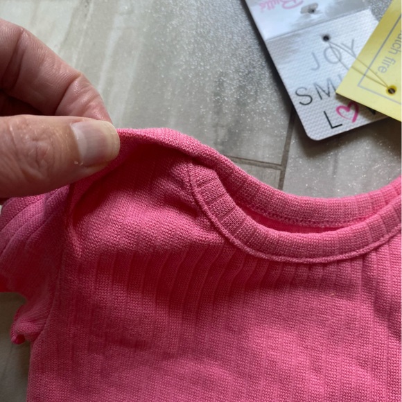 NWT RuffleButts Rose Pink Snuggly Ruffles Shorts Pajama Outfit Set, 0-3M - Picture 4 of 13